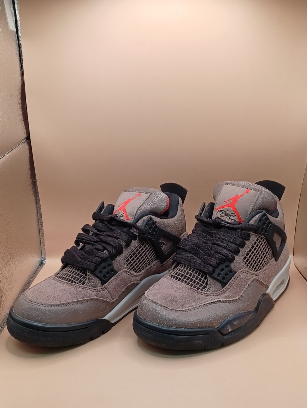 Pre-Owned Nike Air Jordan 4 Retro Mid Sneaker-Taupe Haze Men Size 7 US DB0732200